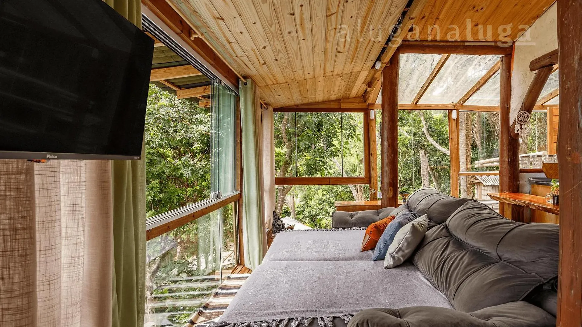 Casa De Vidro Com Vista Deslumbrante 호텔 임비투바 캠프장